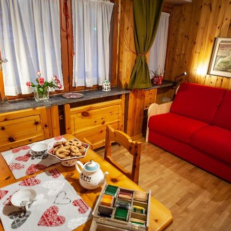 Casa-Chalet, In Centro A Courmayeur! Экстерьер фото